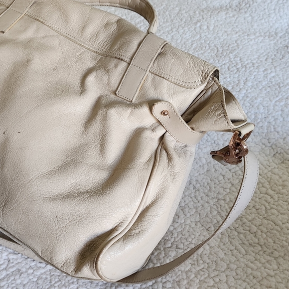 Mulberry Alexa (Regular) in White Soft Buffalo with rose gold hardwear - Picture 5 of 12